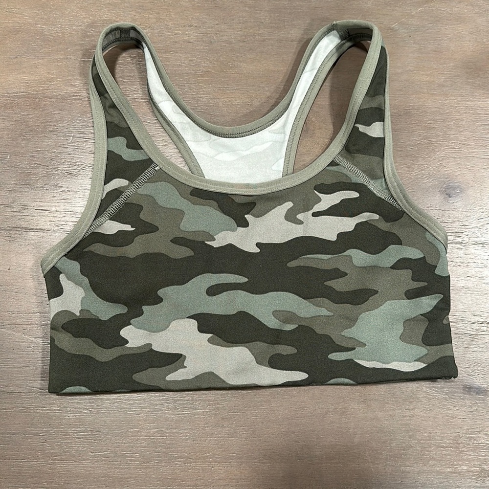 PINK Victoria's Secret Unlined Camo Sports Bra XS